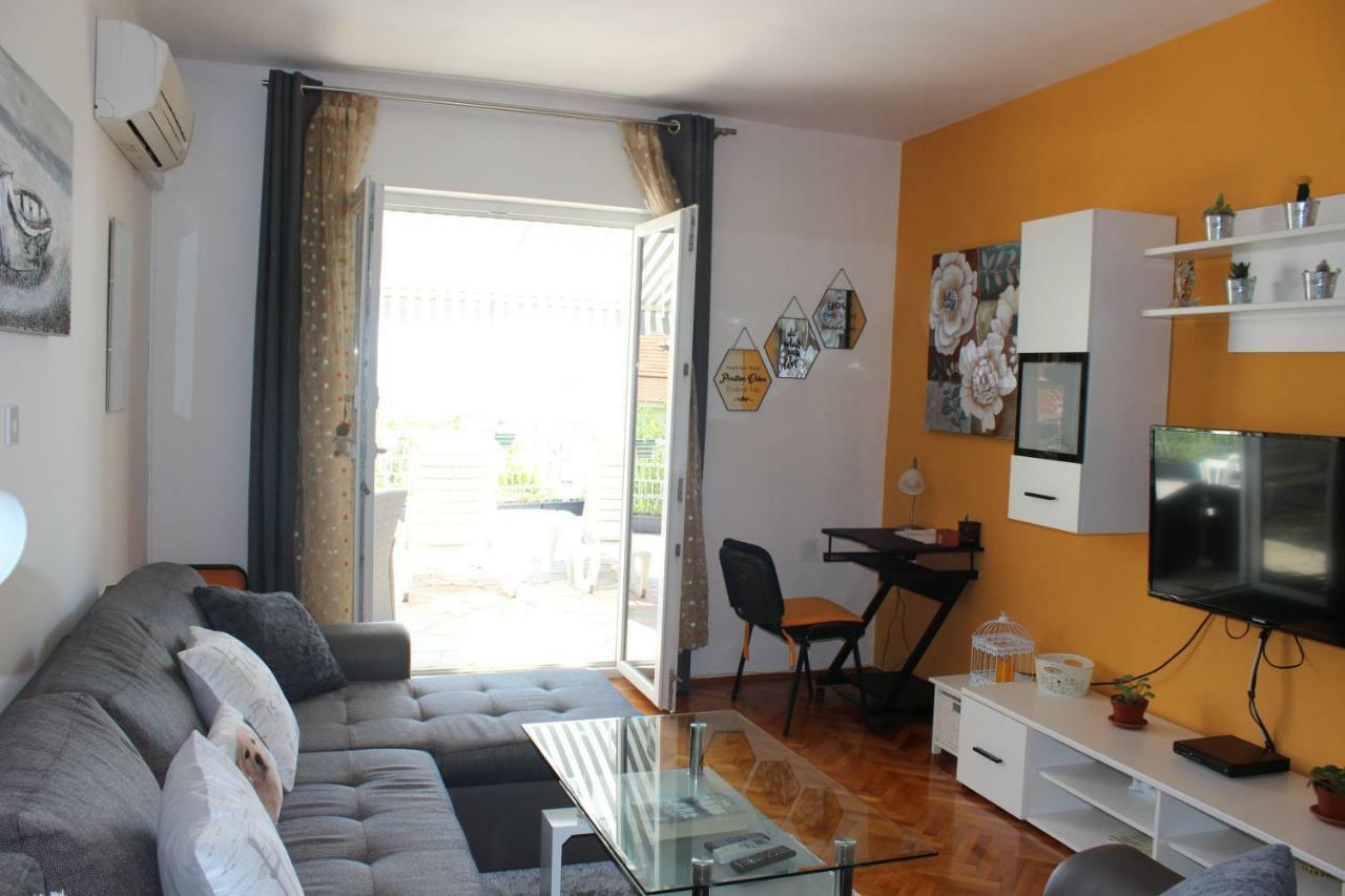 Apartments Bruno Split Exterior photo