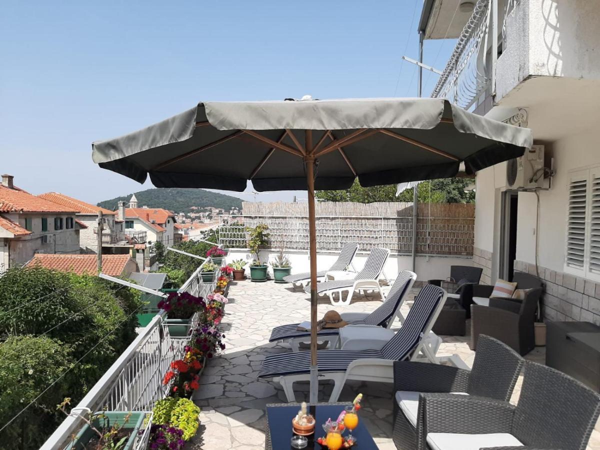 Apartments Bruno Split Exterior photo